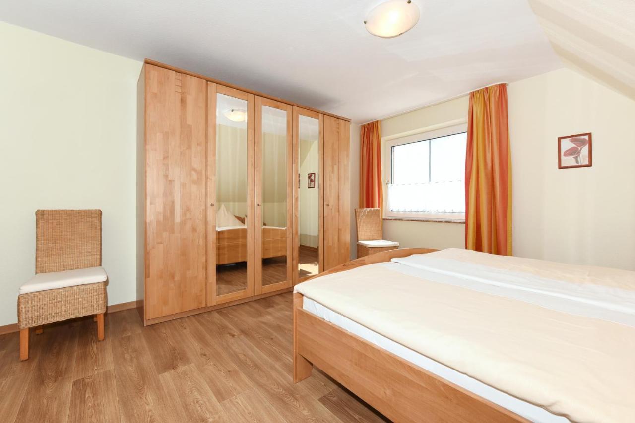Landhaus Am Grafthof Neuharlingersiel Bagian luar foto